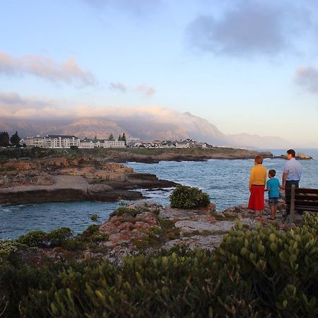 Smuts Ave. Guest Rooms Hermanus Eksteriør billede