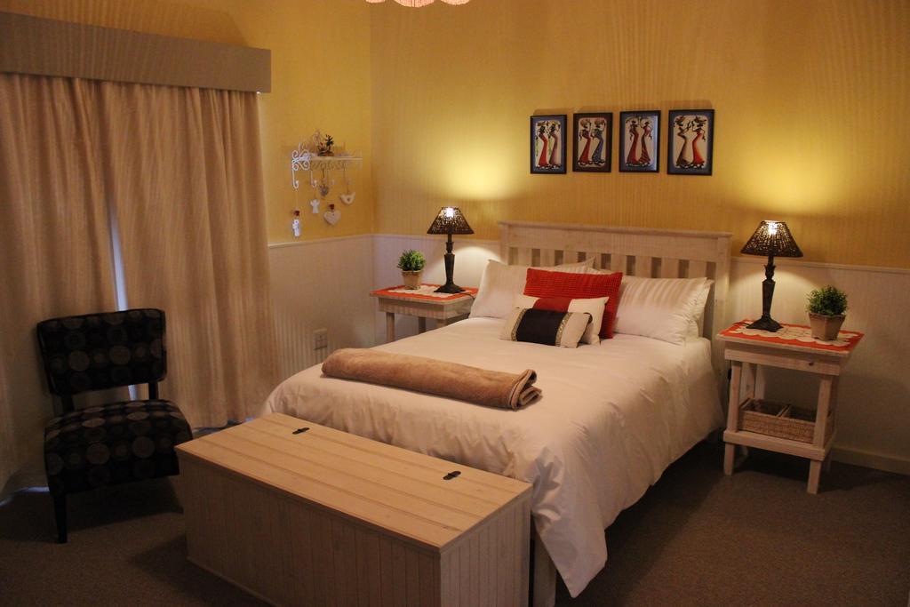 Smuts Ave. Guest Rooms Hermanus Eksteriør billede