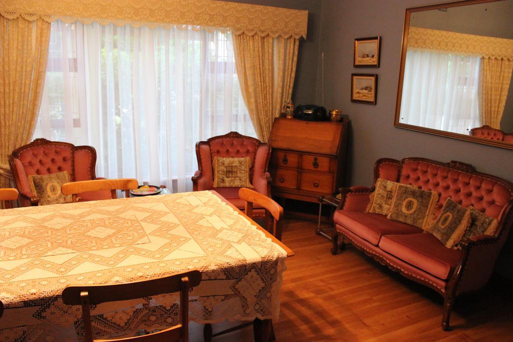 Smuts Ave. Guest Rooms Hermanus Eksteriør billede