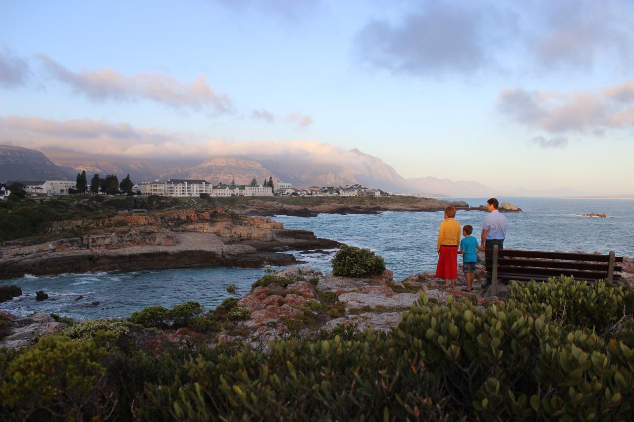 Smuts Ave. Guest Rooms Hermanus Eksteriør billede