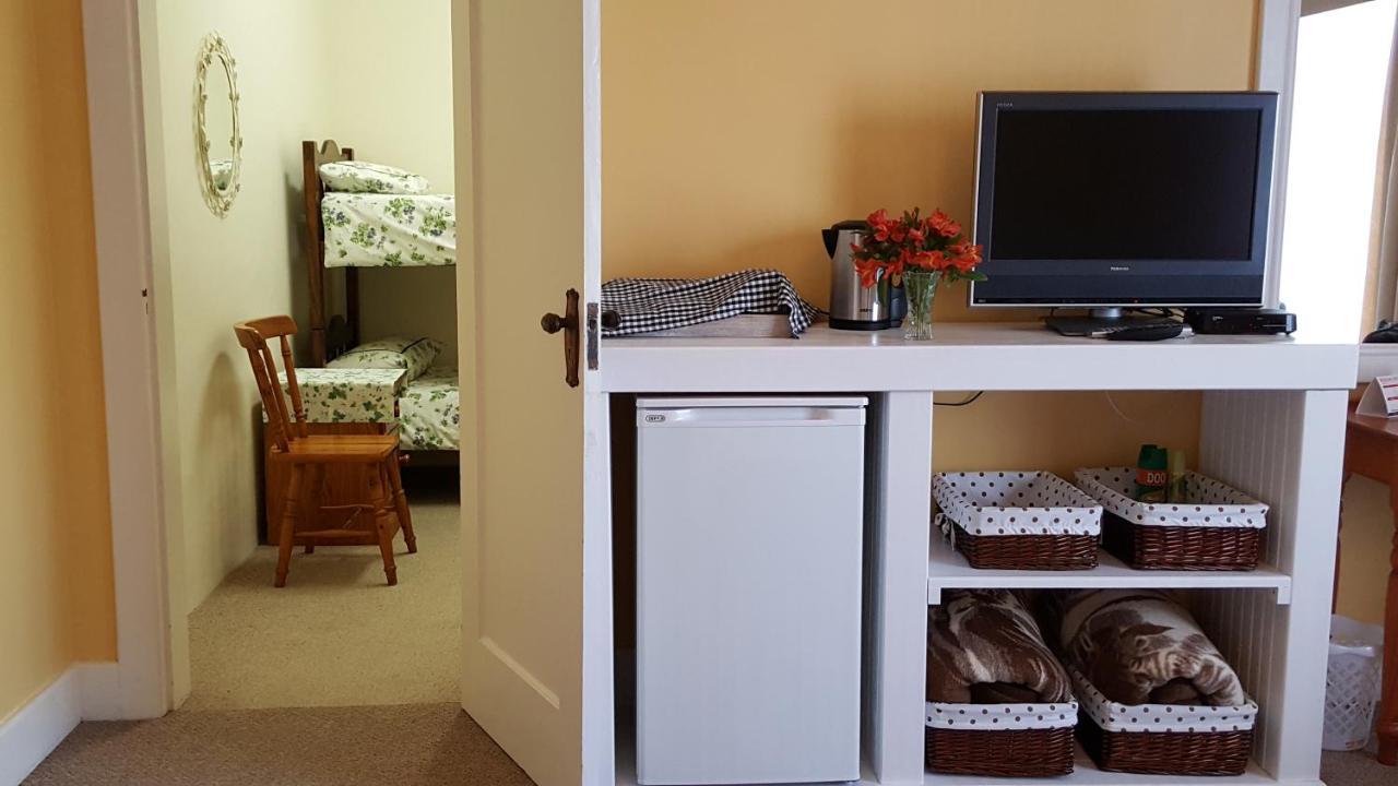 Smuts Ave. Guest Rooms Hermanus Eksteriør billede